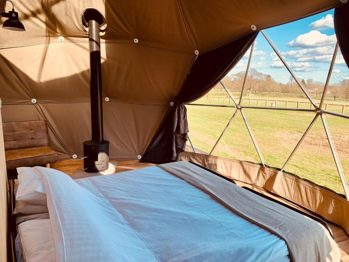 Camp Katur Glamping Hotel Carthorpe ภายนอก รูปภาพ