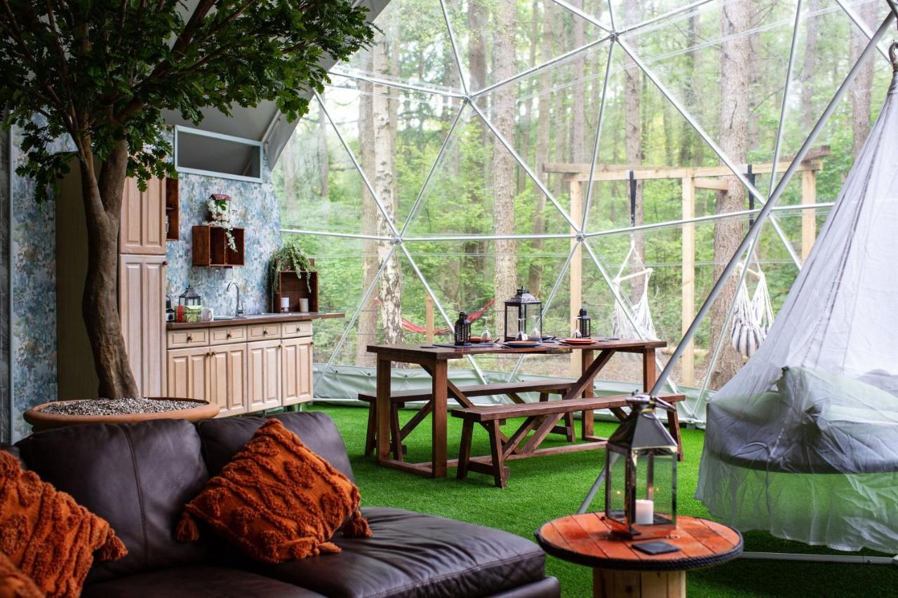 Camp Katur Glamping Hotel Carthorpe ภายนอก รูปภาพ