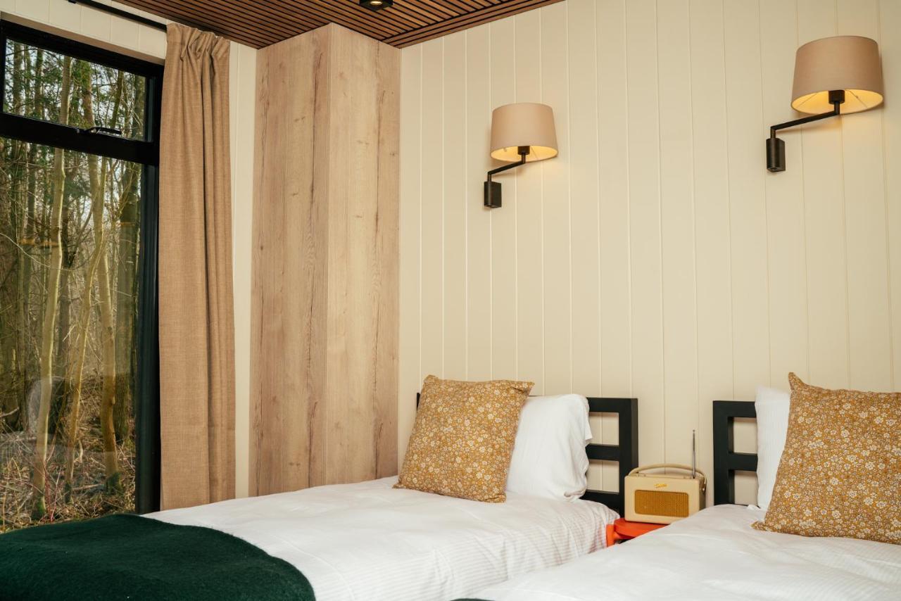 Camp Katur Glamping Hotel Carthorpe ภายนอก รูปภาพ