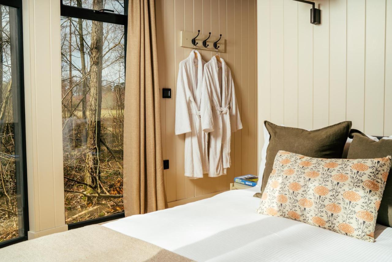 Camp Katur Glamping Hotel Carthorpe ภายนอก รูปภาพ